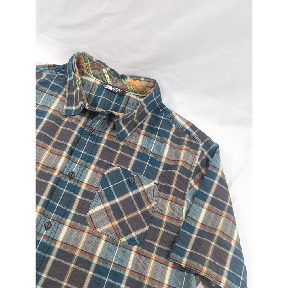 The North Face Shirt Men Size XL Short Sleeve Multicolored Plaid Nylon Blend TNF